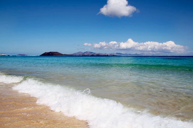 Permalink to Where to go on holiday in October sandy beach in Fuerteventura