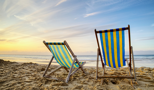 Winter sun retreats: Image © Richard Walker