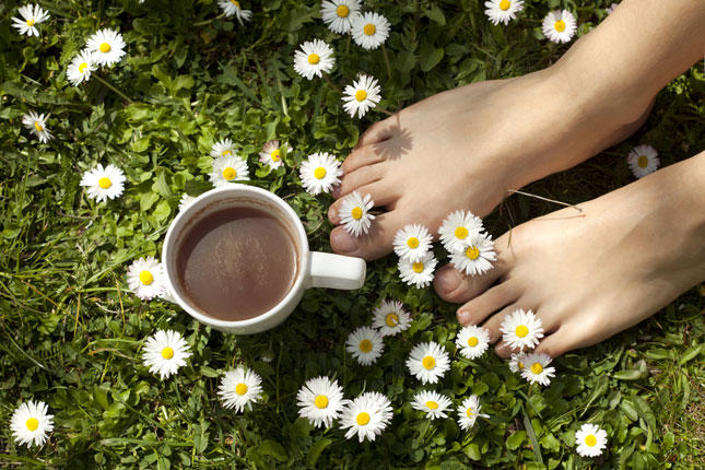 Permalink to Looking for the perfect Easter retreat? Look no more… Feet in grass of meadow with © Nikolay Litov