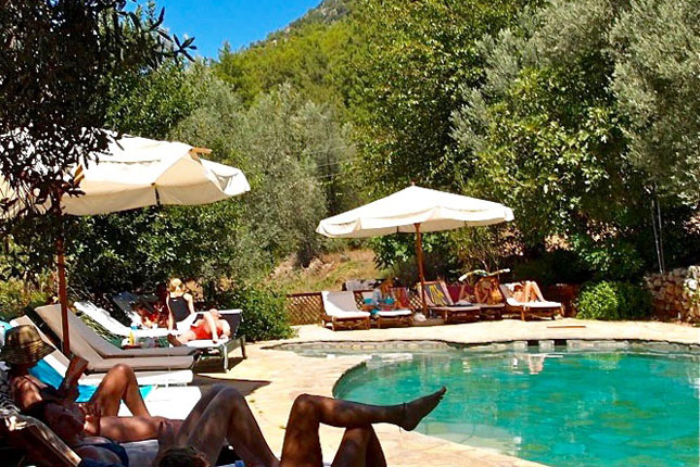relaxing by the cool pool at Huzur Vadisi in SW Turkey