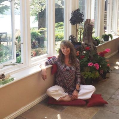 Lakeside Wellbeing Retreats, Somerset, England, UK